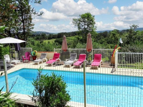 Maison charmante à Cardet avec piscine partagée
